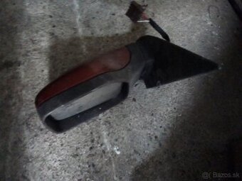 Spetne zrkadlo peugeot 106