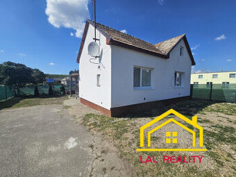 Ponúkame rodinný dom v obci Kesovce.