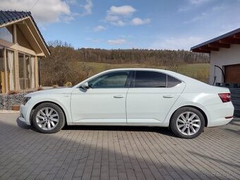 Predam skoda superb 4x4