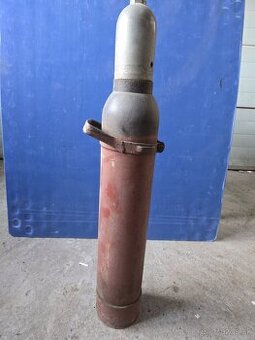 Predam 2xkrat fľašu CO2, malú fľašu argon