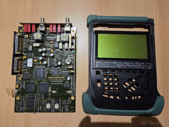 LCD display zo Spectrum Analyzer-a