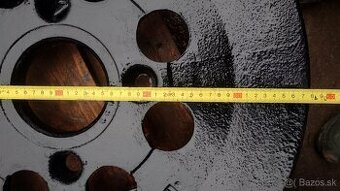 Predám kolesové závažia na zetor crystal