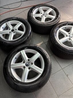 VW Touareg R18 originál sada leto