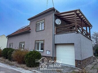 Na predaj zrekonštruovaný 6-izbový rodinný dom s bazénom