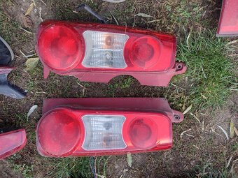 Zadné Svetlá