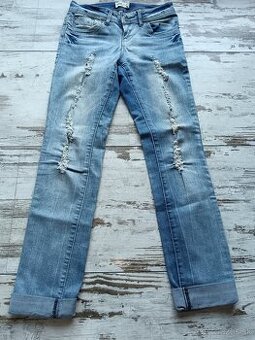 Rifle Denim, potrhané