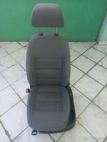 Škoda Octavia 2 sedačky - 1