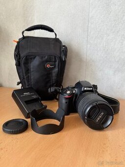 Nikon D5100 s objektívom Nikkor AF-S DX 18-105mm