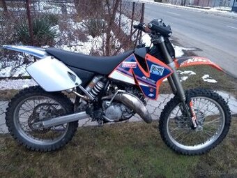 KTM 125