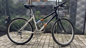Predám juniorský / dámsky horský bike Scott