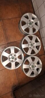 15-stky 5x112 originál škoda
