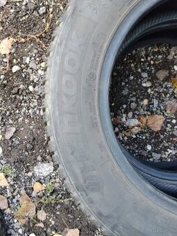 Zimne 2ks. 185/65 R15, 92T Hankook winter icept RS2