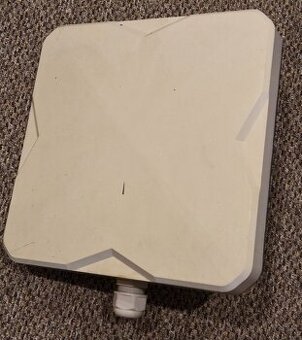 Vonkajšia LTE anténa GreenPacket OA335p - 1