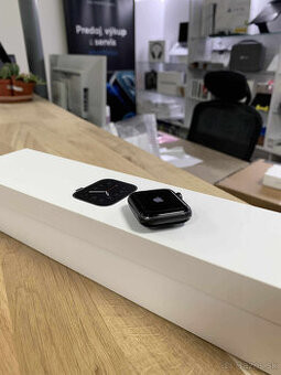 Apple Watch SE 2022 40mm