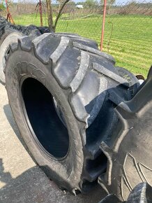 Traktor pneu