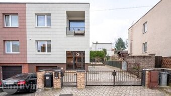 TOP LOKALITA - 4 izbový rodinný dom - Nová Dubnica