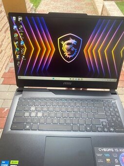 Predam herný notebook MSI 15 cyborg a12u