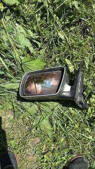 Spetne zrkadla  audi