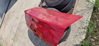 Predám zadnu kapotu renault thalia