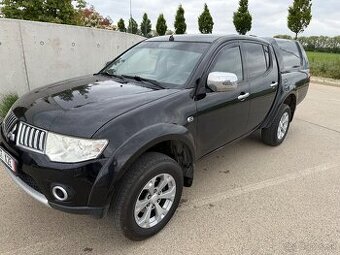 MITSUBISHI L200 2014 4X4 SUPERSELECT UZÁVIERKA