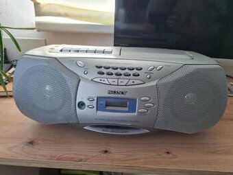 Rádio SONY s CD+Tape