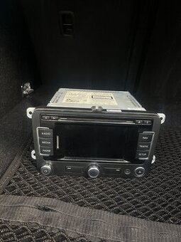 Rádio Passat b7 - 1