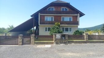Trstín- Viacgeneračný RD, 809 m2 pozemok v tichej uličke 