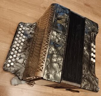 2,5 radová,3-hlasná heligonka Hohner bez investícií