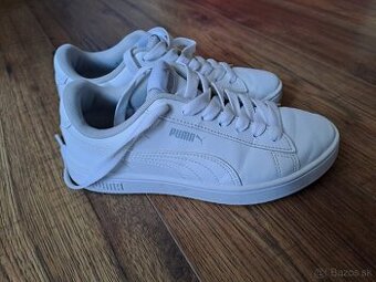 Tenisky Puma pravé 36