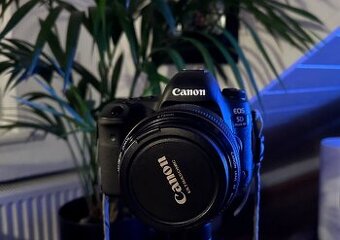 Telo Canon EOS 5D Mark IV čierne, TOP stav - bez uzávierky 3