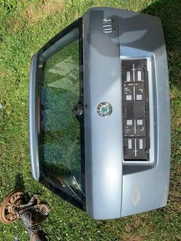 Kufrove dvere skoda fabia 1