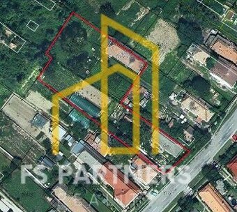 Stavebný pozemok na 4 rodinné domy Komoča