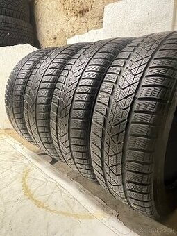 Pirelli 225/55 R18 zimné