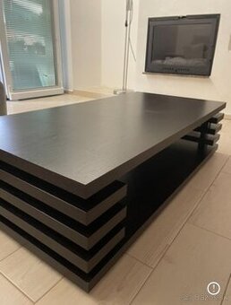 Konferenčný stolík