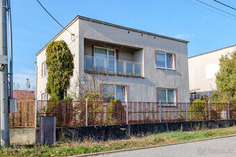 Na predaj dvojpodlažný 5-izbový rodinný dom v Turni n/B