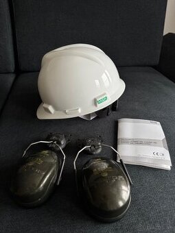 Ochranná prilba MSA V-Gard + chrániče sluchu 3M