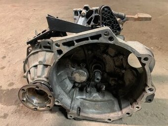ŠESTIRYCHLOSTNÍ PŘEVODOVKA KVT ŠKODA,VW,AUDI ,SEAT. - 1