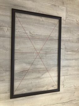 Dreveny ram na obraz hnedy