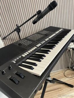 Yamaha psr770