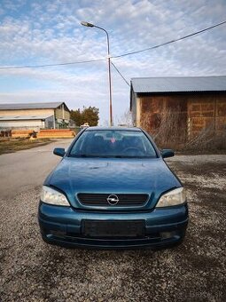 Opel Astra G na náhradné diely