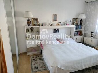 Veľkometrážny 3 izb. byt, 82 m2, Handlová, širšie centrum