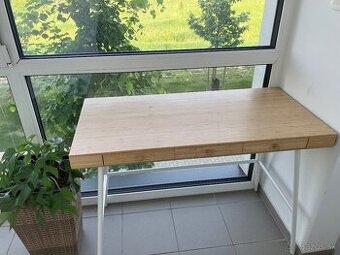 Ikea písací stôl