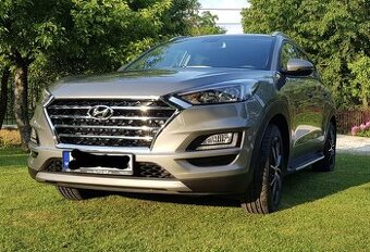 Predám HYUNDAI TUCSON 1.6 Tgdi, benzín 130kw, 4x4 + ťažné