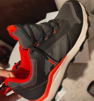 Adidas terrex tracerocker 2