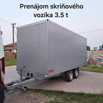 Dvojnápravový brzdený skriňový izotermický vozík 3,5