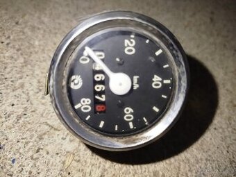 Predám pekný tachometer z jawy mustang.