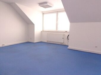 Na prenájom priestor 30 m2 v Banskej Bystrici - 1