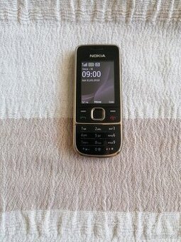 Nokia 2700 classic hnedá plne funkčná pridávam nabíjačku bez