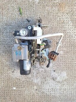 Mercedes w124 combi zadny zamok 5tych dveri