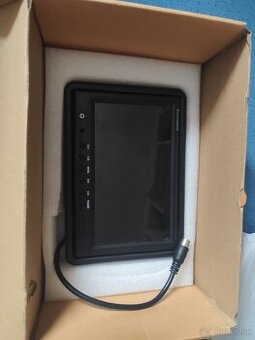 Predám monitor s kamerami do traktora